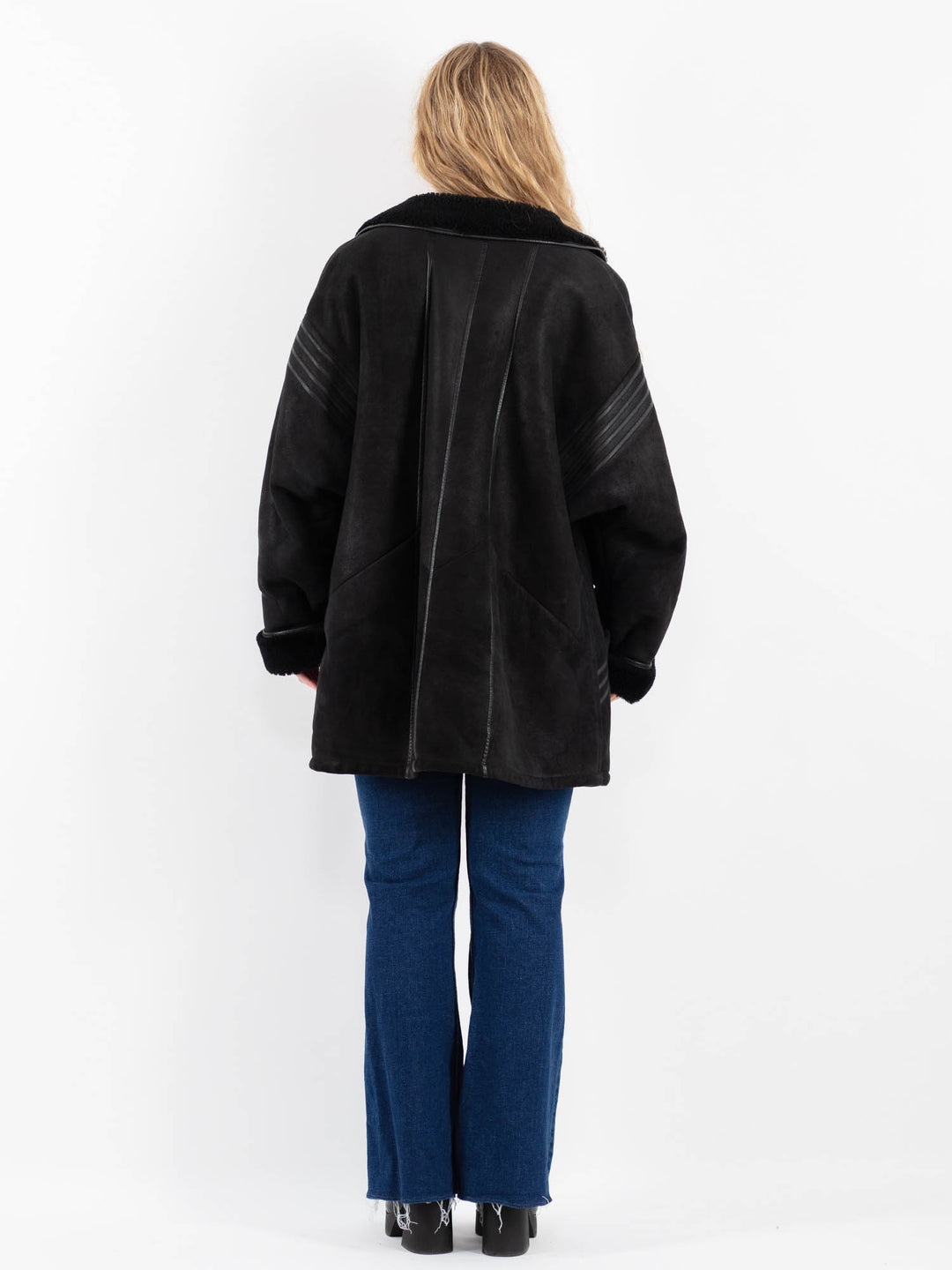 Vintage 80's Women Sheepskin Coat in BlackV9860