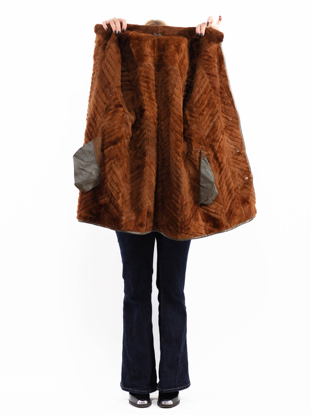 Vintage 80's Women Sheepskin Coat in Brown
