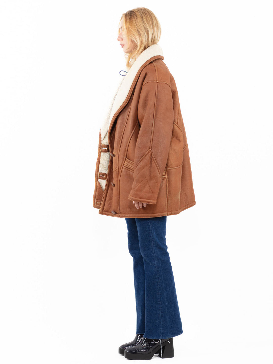 Vintage 80's Women Sheepskin Coat in BrownA0062