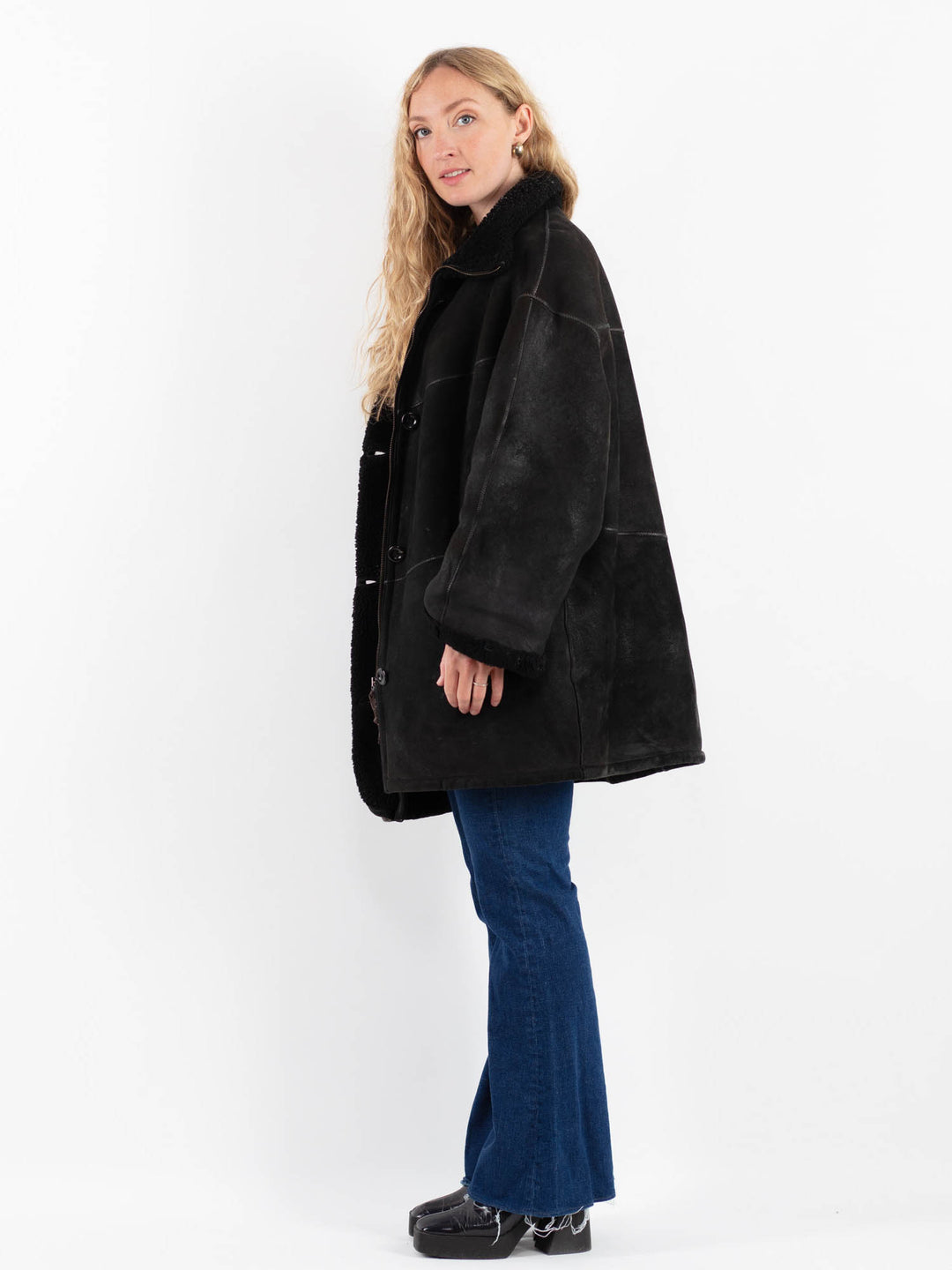 Vintage 90's Women Sheepskin Coat in BlackV9873