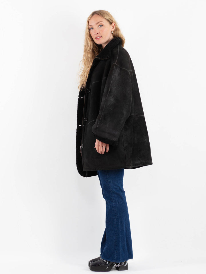 Vintage 90's Women Sheepskin Coat in BlackV9873