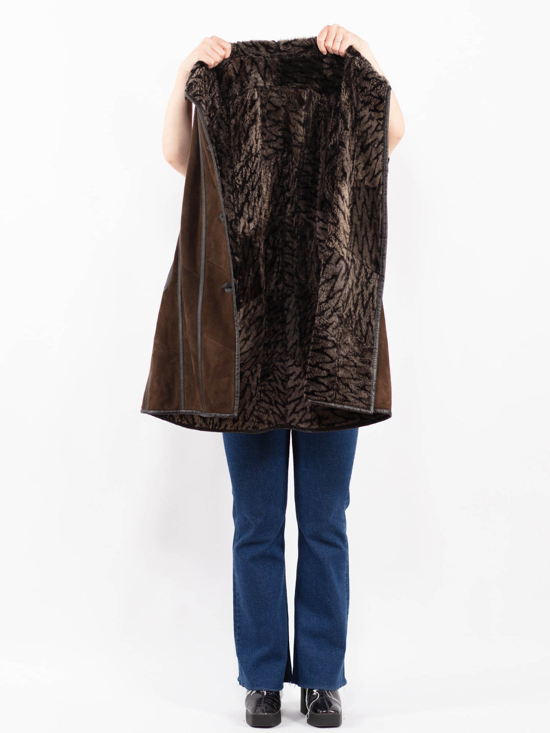 Vintage 80's Women Sheepskin Coat in BrownA0374