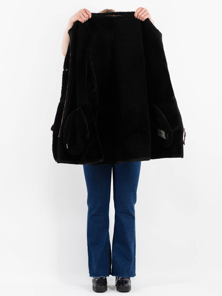 Vintage 90's Women Sheepskin Coat in BlackV9873