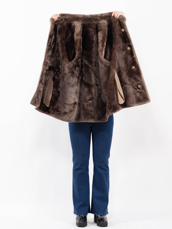 Vintage 90's Women Sheepskin Coat in BeigeA0375
