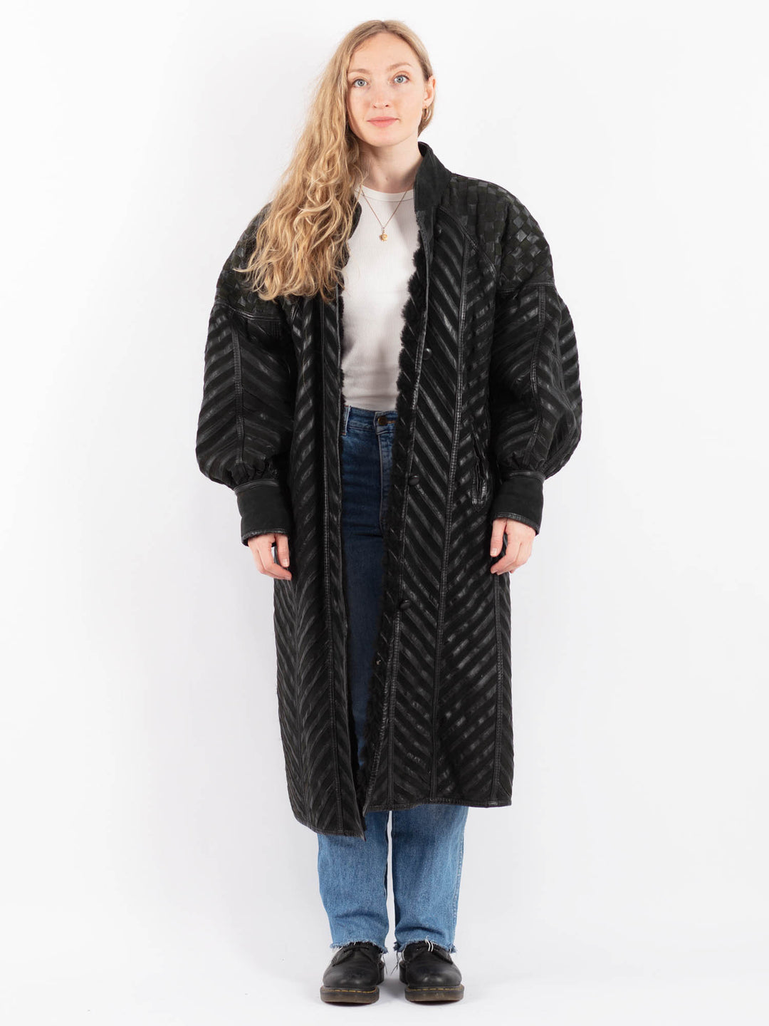 Vintage 80's Women Sheepskin Shearling Coat in BlackV9469