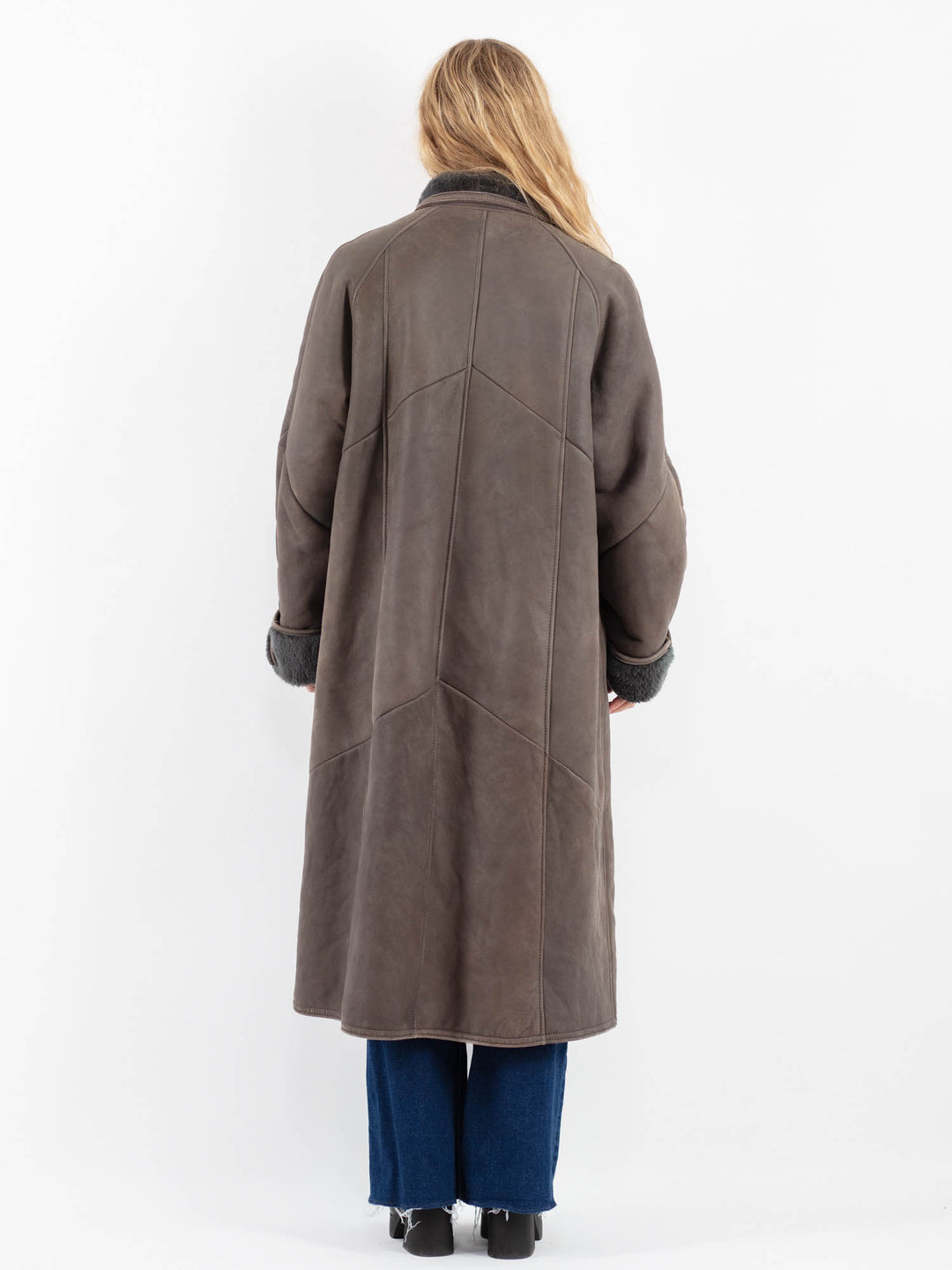 Vintage 80's Women Sheepskin Coat in GrayV9878