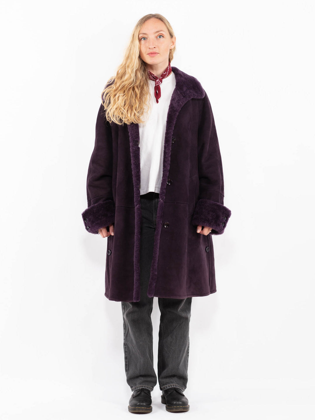 Vintage 80's Women Sheepskin Coat in PurpleA0625