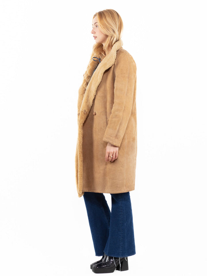 Vintage 80's Women Sheepskin Coat in BeigeA0071