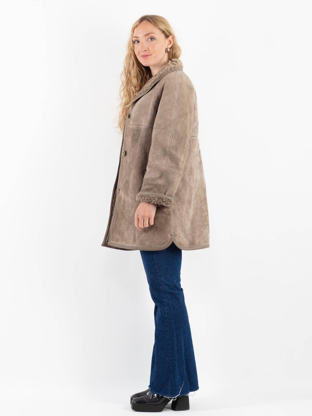 Vintage 80's Women Sheepskin Coat in BeigeV9892