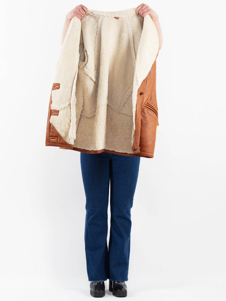 Vintage 80's Women Sheepskin Coat in BrownV9895