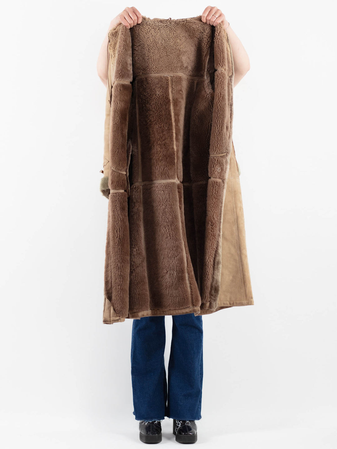 Vintage 80's Women Sheepskin Coat in BeigeV9896