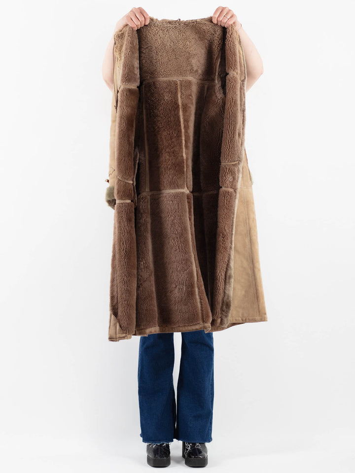 Vintage 80's Women Sheepskin Coat in BeigeV9896