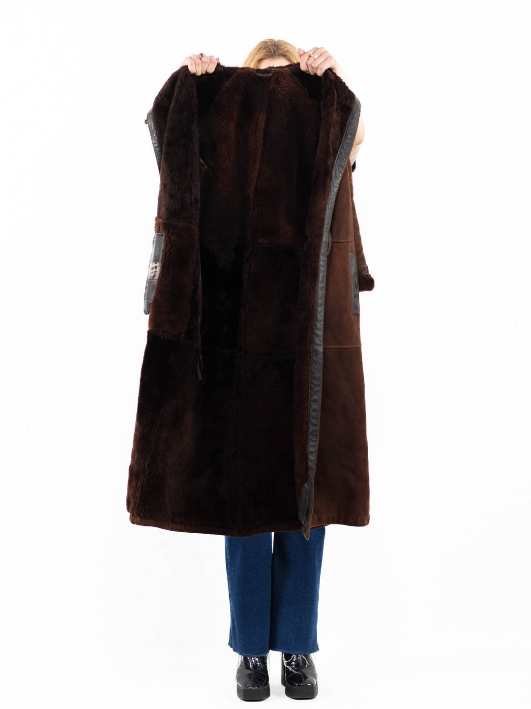 Vintage 80's Women Sheepskin Coat in BrownA0086