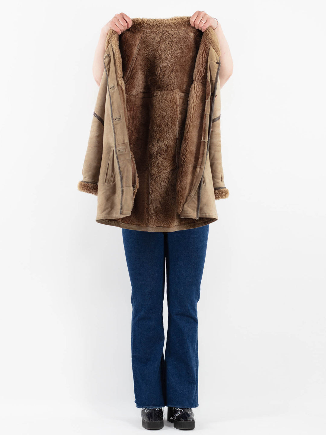 Vintage 80's Women Sheepskin Coat in BeigeV9901