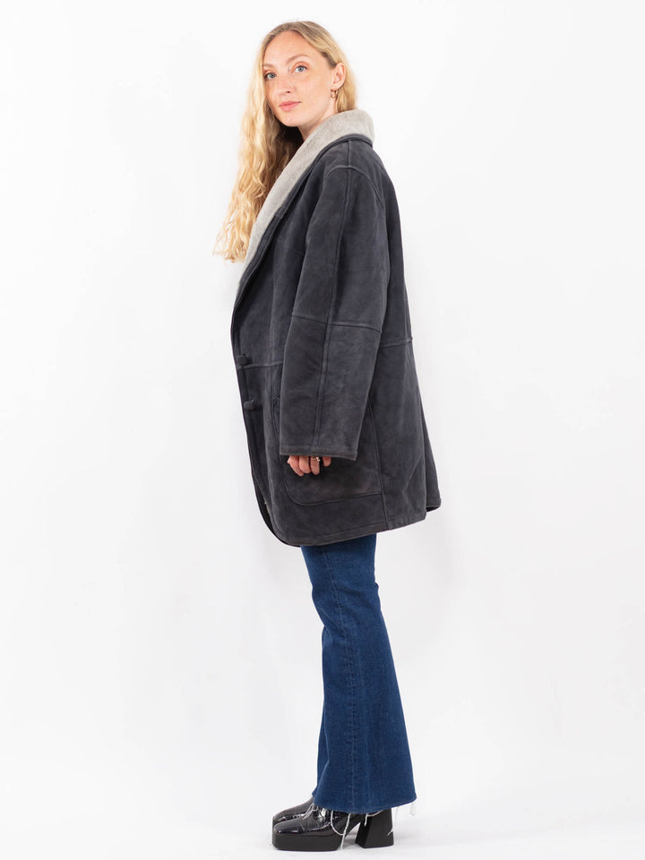 Vintage 80's Women Sheepskin Coat in GrayA0404