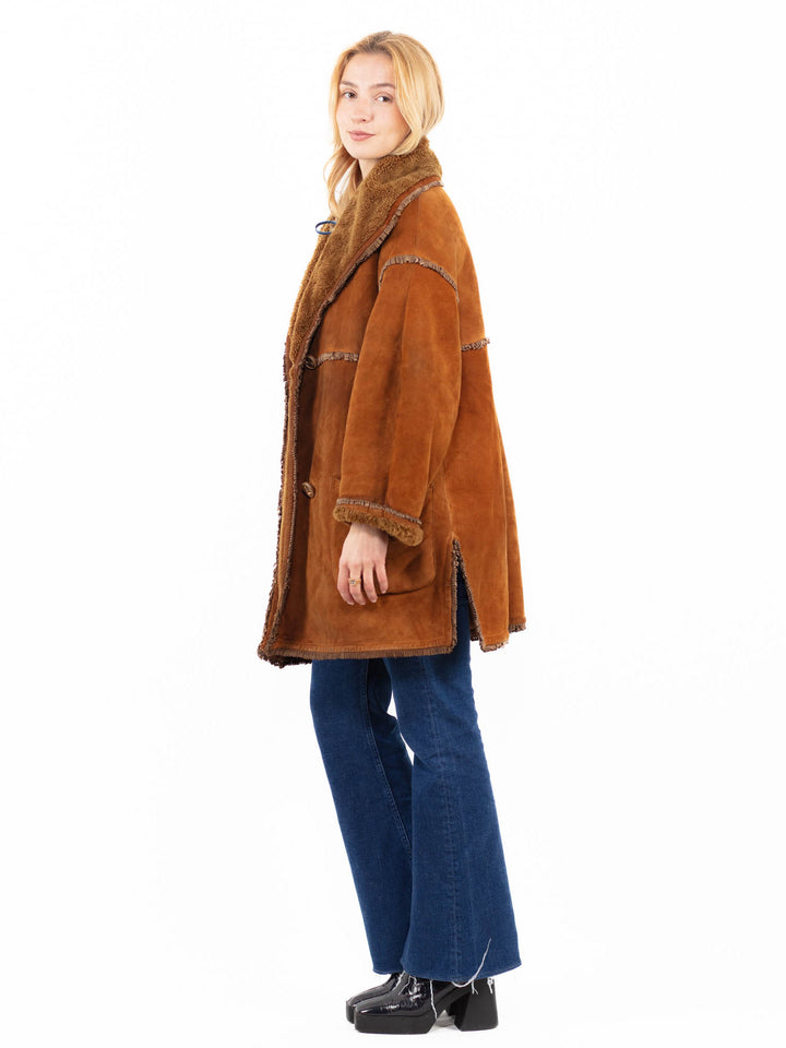 Vintage 80's Women Sheepskin Coat in BrownA0097