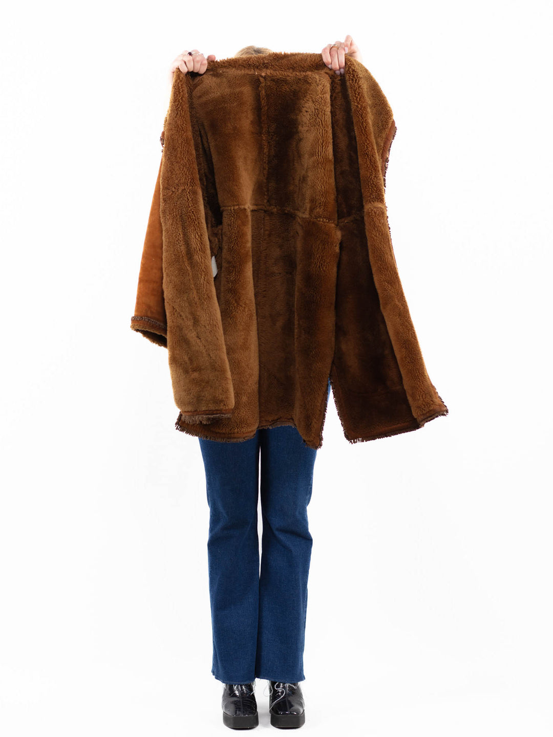Vintage 80's Women Sheepskin Coat in BrownA0097