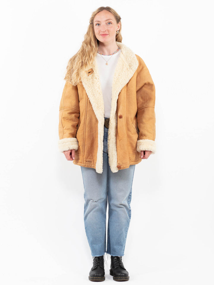Vintage 80's Women Sheepskin Coat in BrownA0310