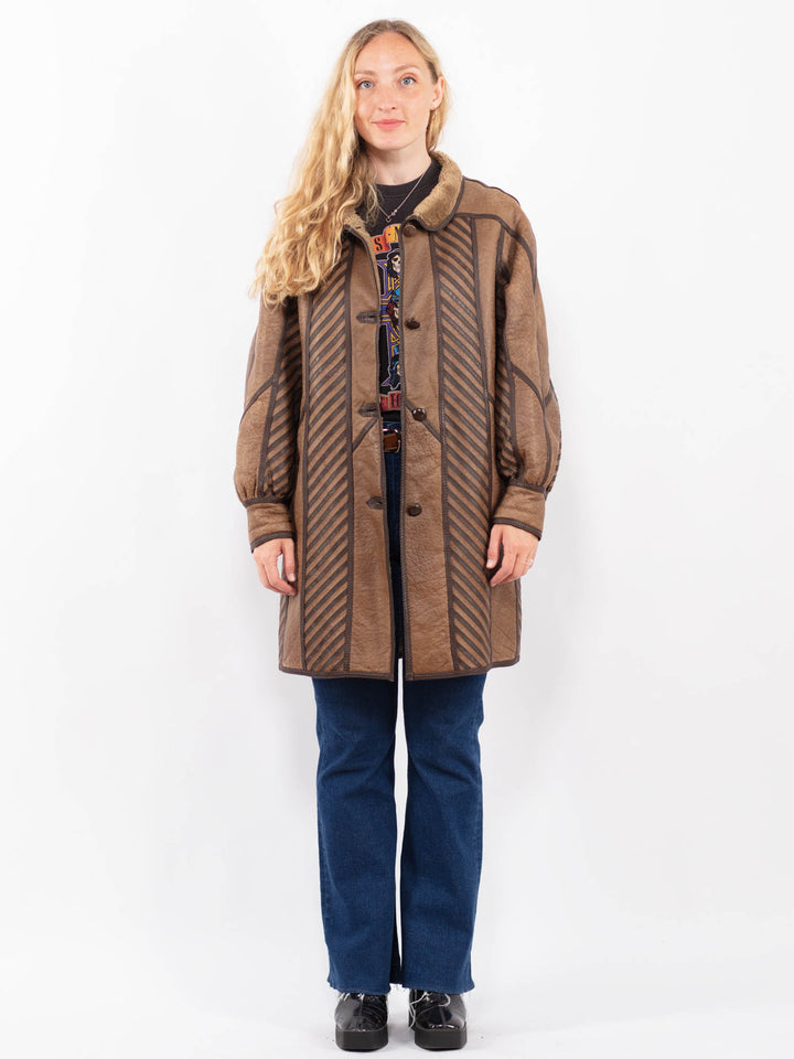 Vintage 80's Women Sheepskin Coat in BrownA0411