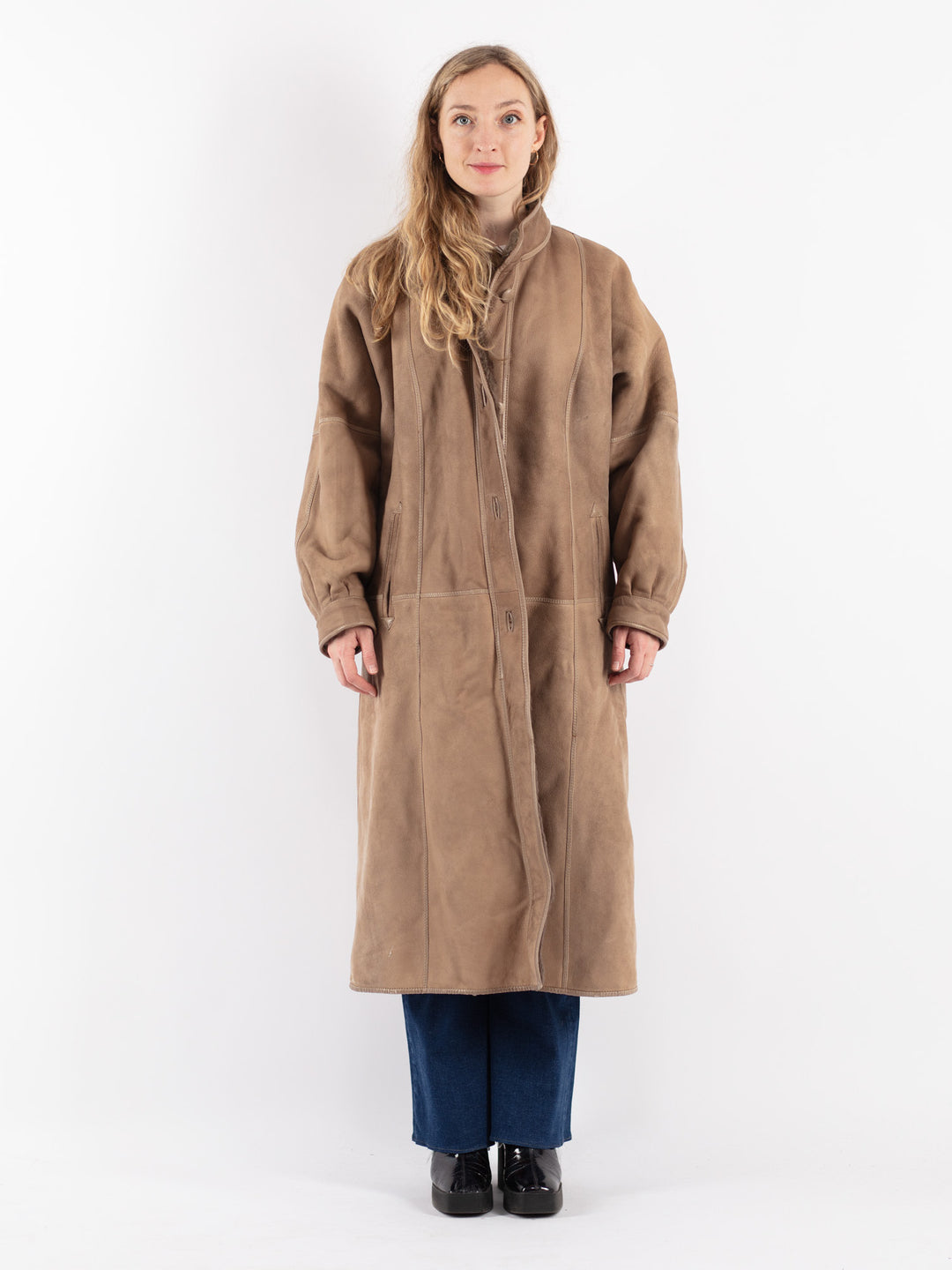 Vintage 80's Women Sheepskin Coat in Beige