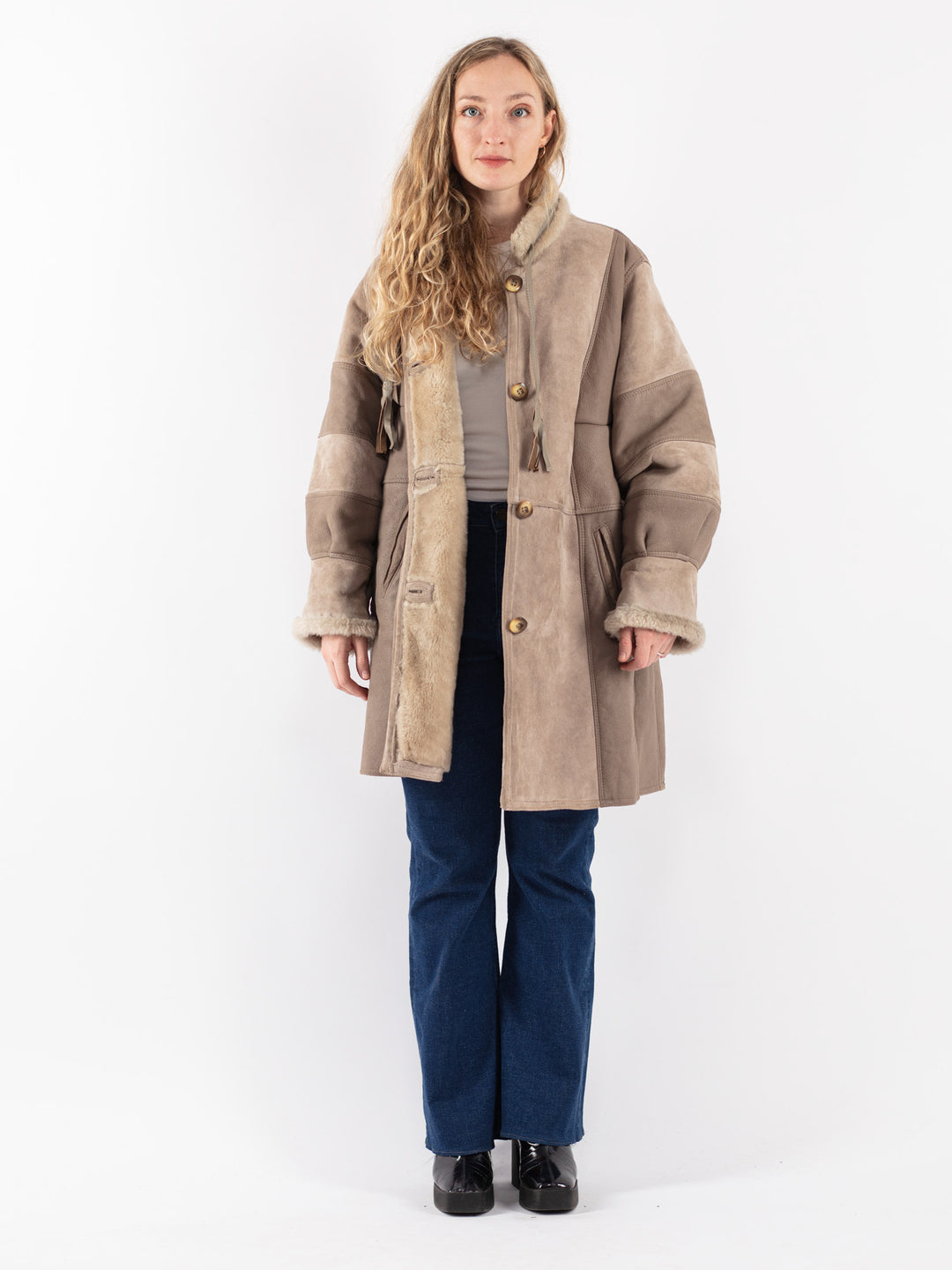 Vintage 80's Women Sheepskin Coat in Beige