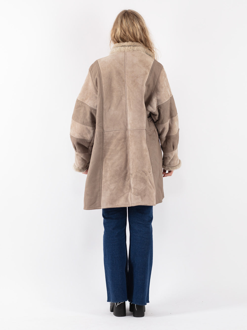 Vintage 80's Women Sheepskin Coat in Beige
