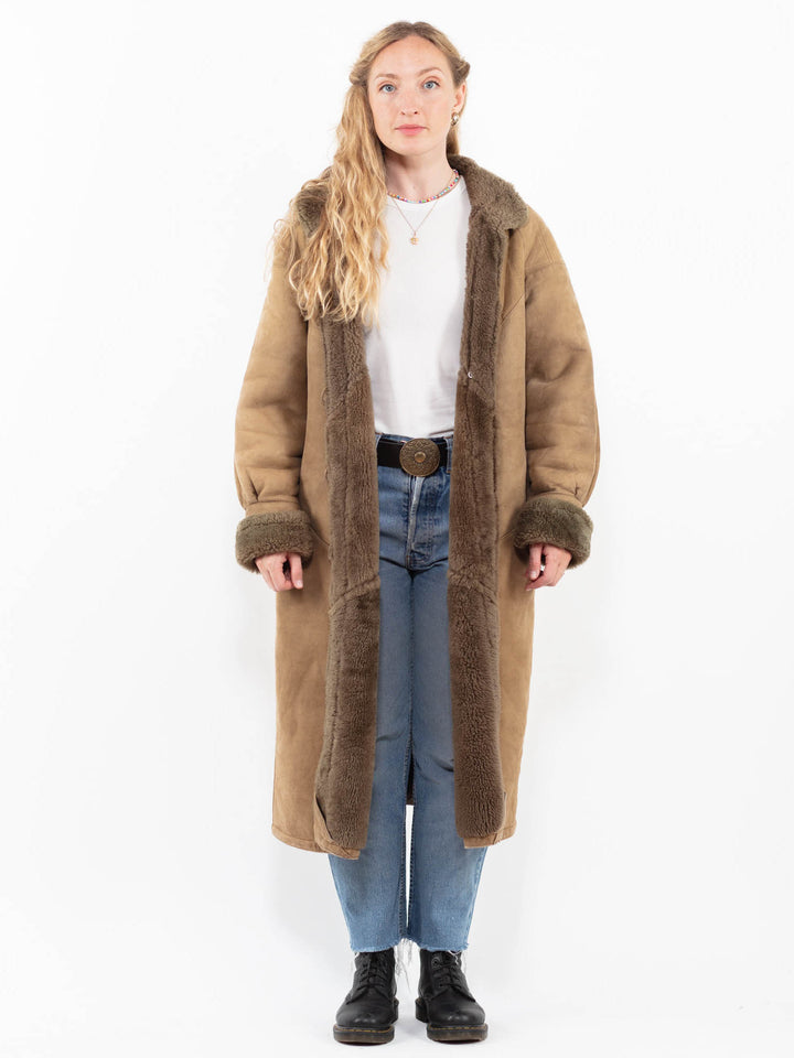 Vintage 80's Women Sheepskin Coat in BeigeA0326