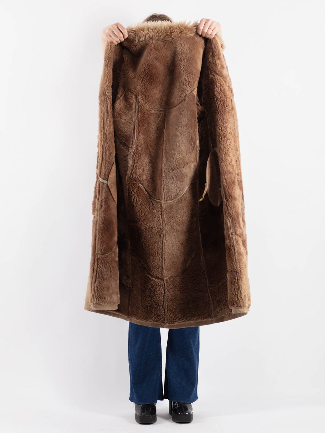 Vintage 80's Women Sheepskin Coat in BeigeV9176