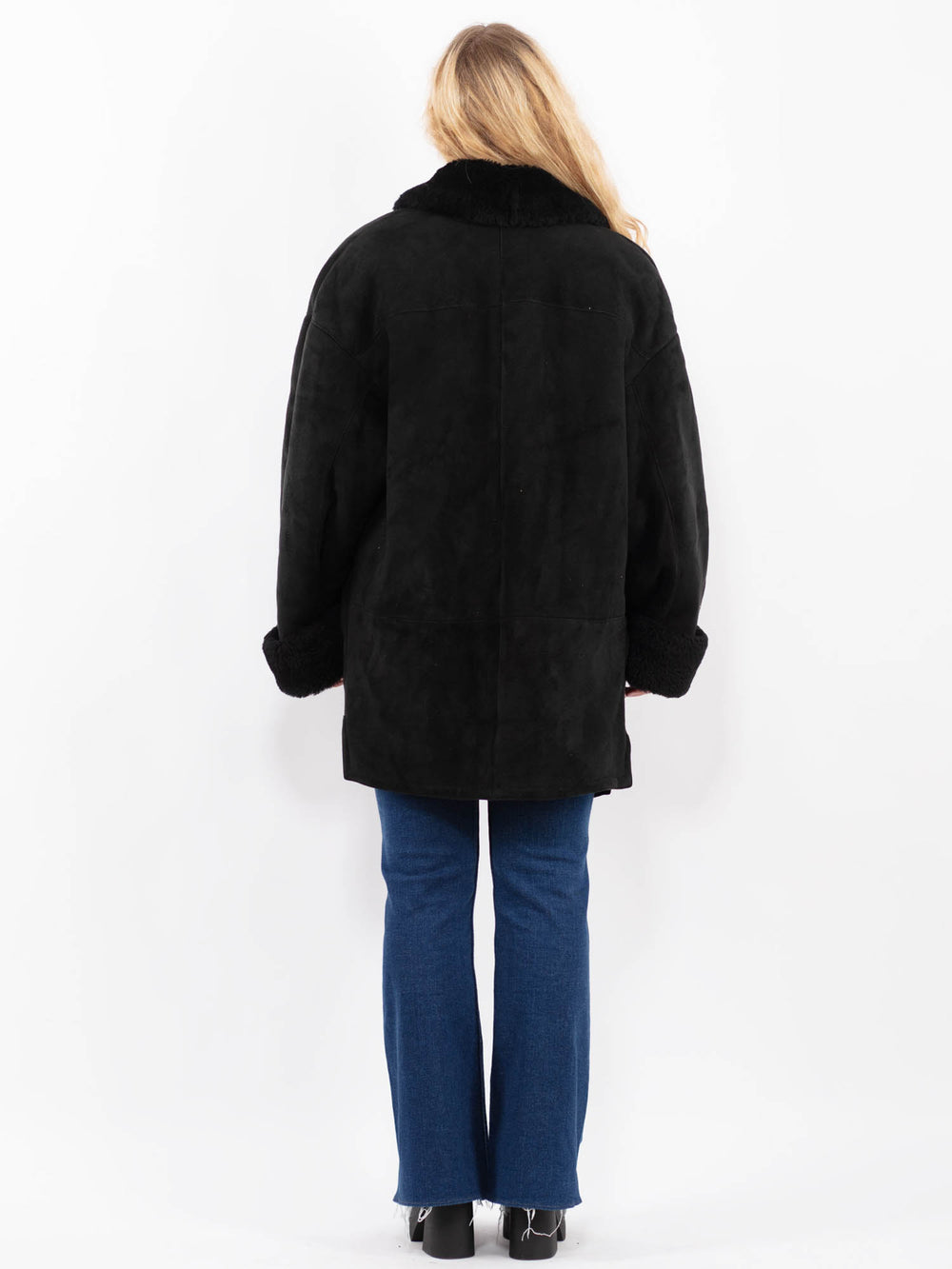 Vintage 80's Women Sheepskin Coat in BlackA0439