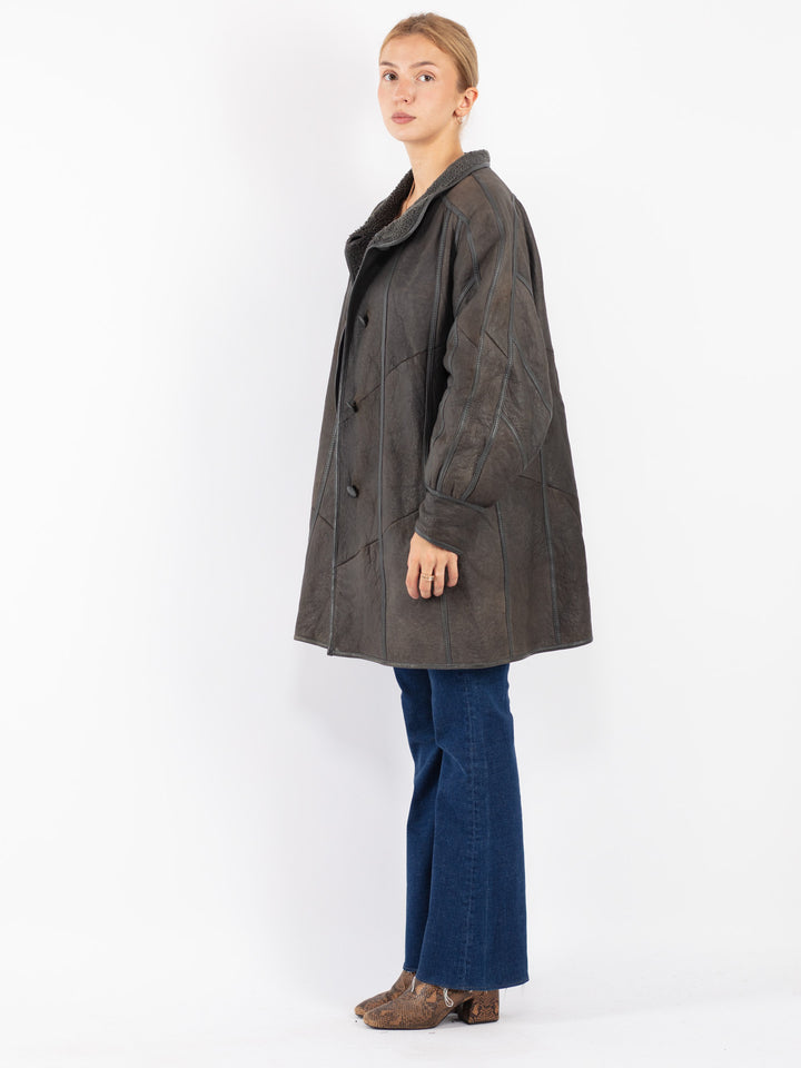 Vintage 80's Women Sheepskin Coat in Gray