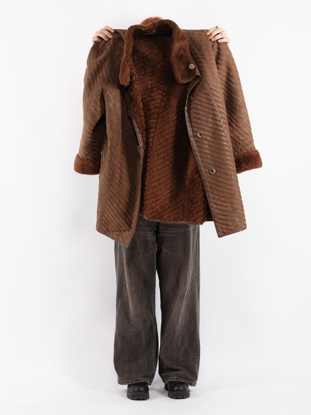 Vintage 80's Women Sheepskin Coat in Brown