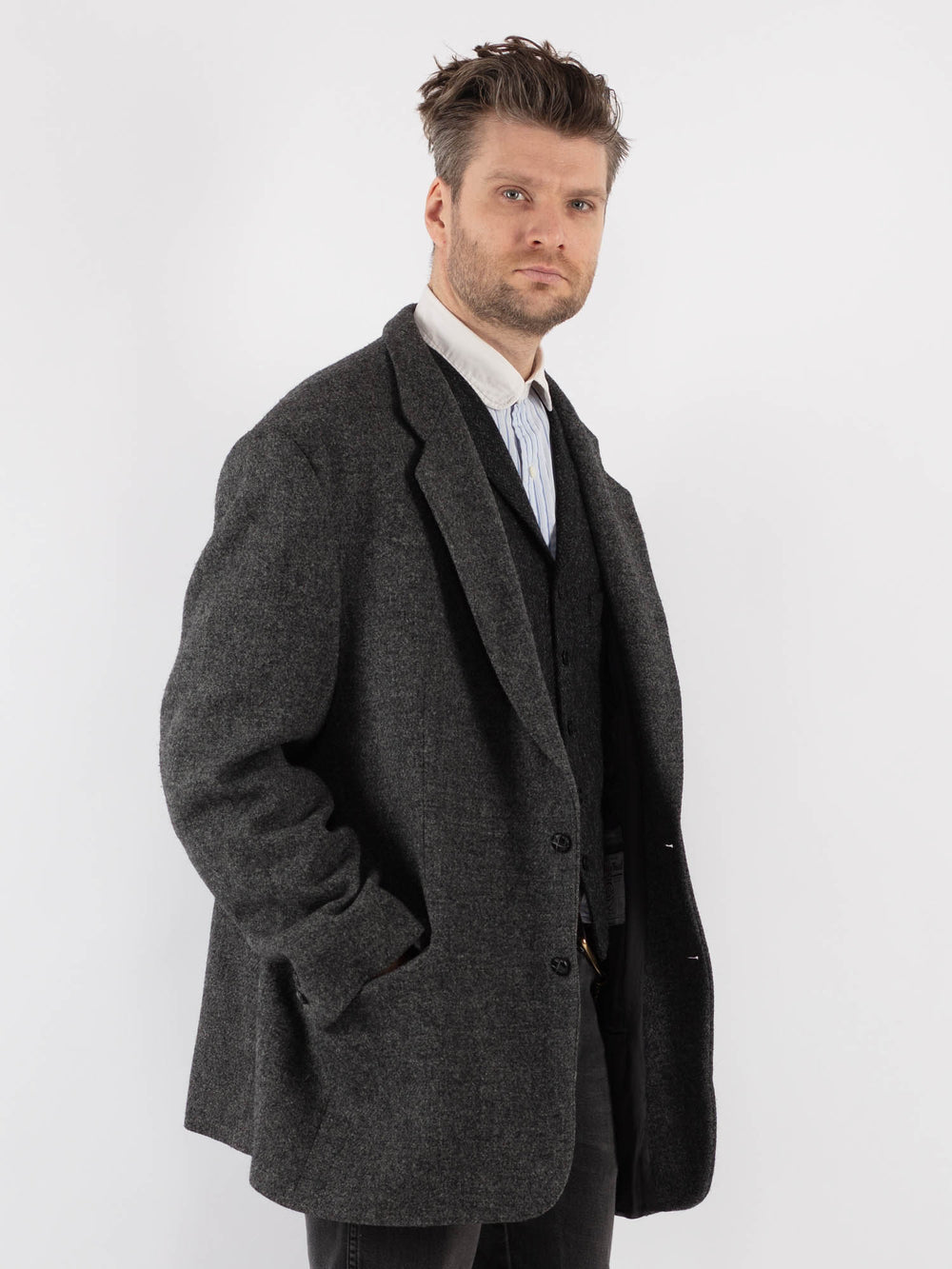 Vintage 90's Men Harris Tweed Jacket in GrayZ717