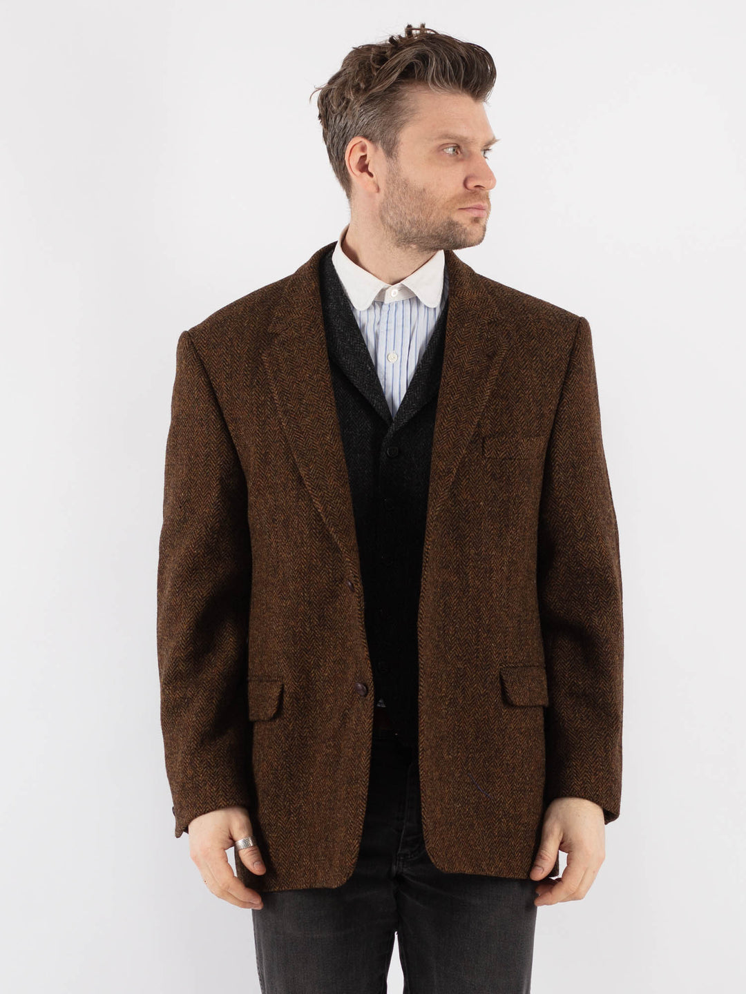 Vintage 90's Men Harris Tweed Jacket in BrownZ725
