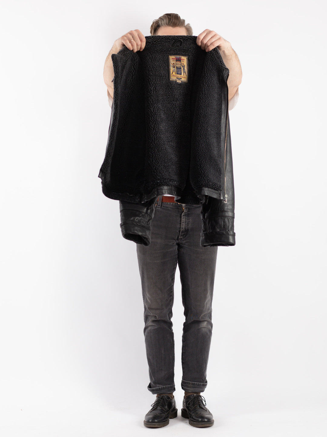 Vintage 90's Men Leather Jacket in BlackZ410