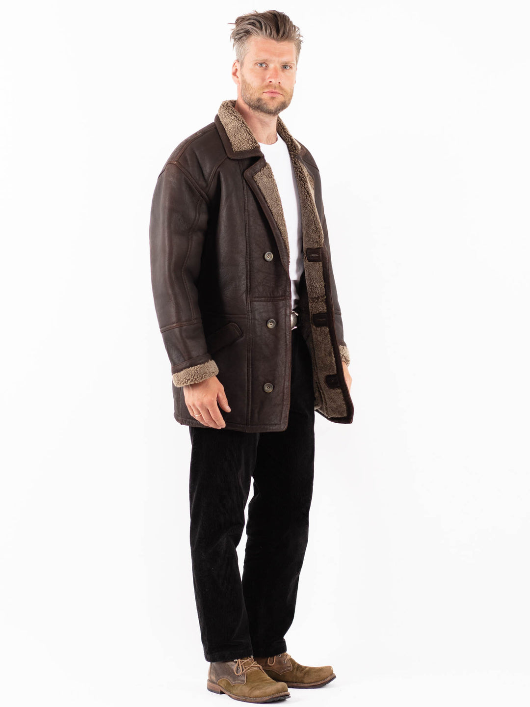 Vintage 90's Men Sheepskin Coat in BrownZ1817