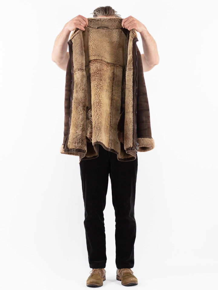 Vintage 90's Men Sheepskin Coat in BrownZ1820