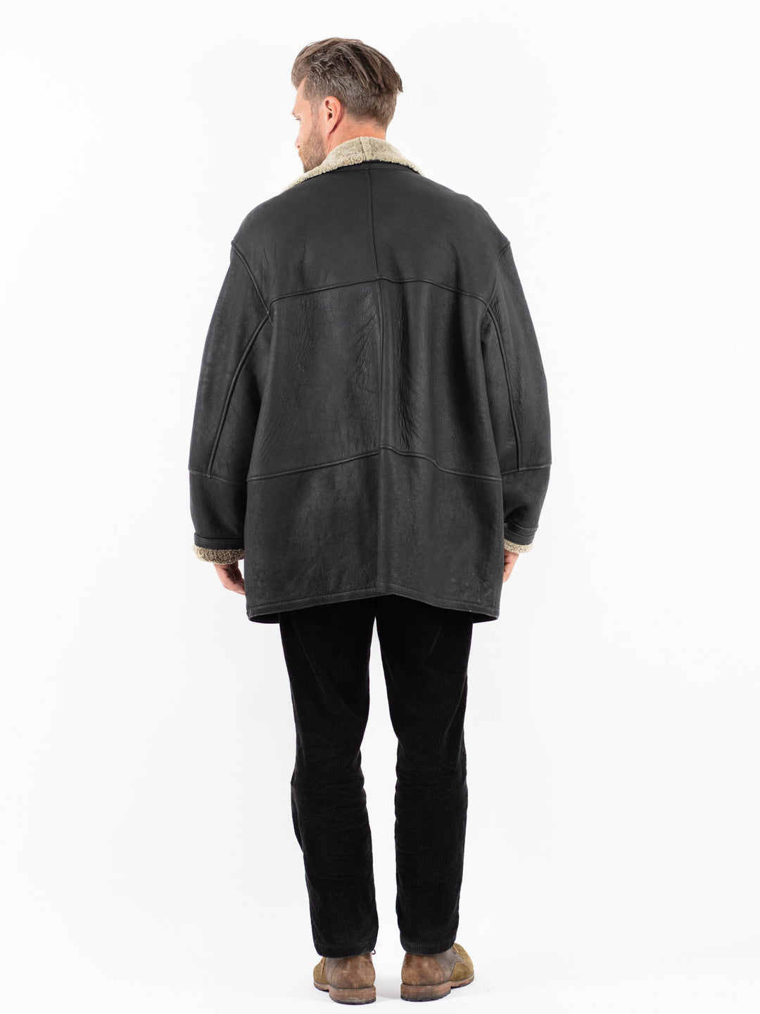 Vintage 90's Men Sheepskin Coat in BlackZ1821