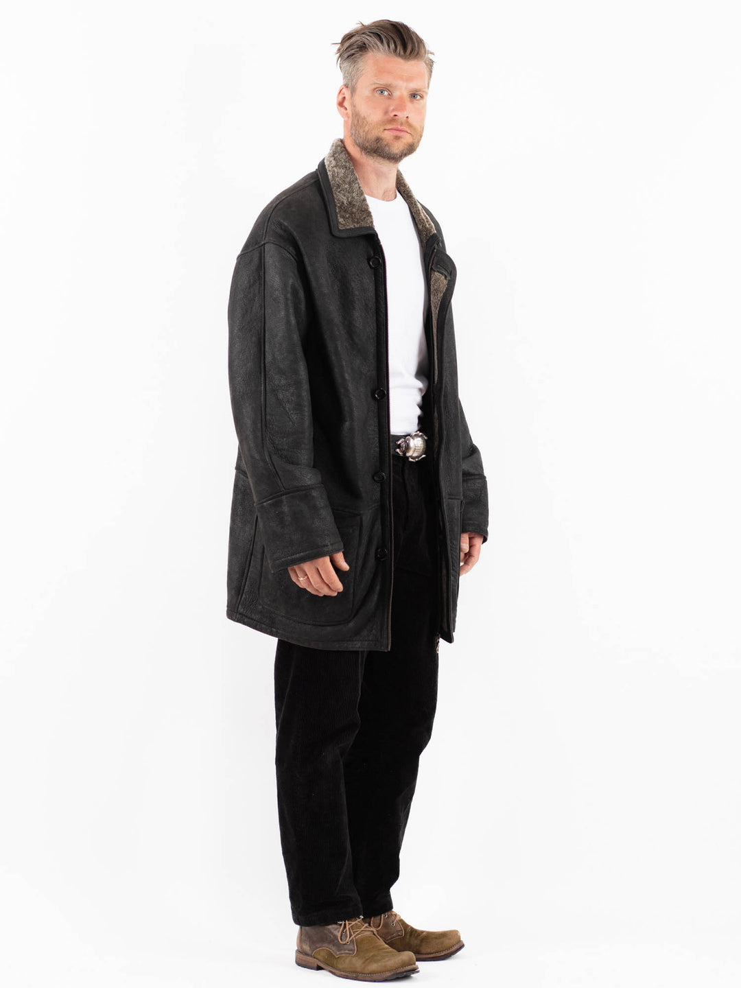 Vintage 90's Men Sheepskin Coat in BlackZ1823