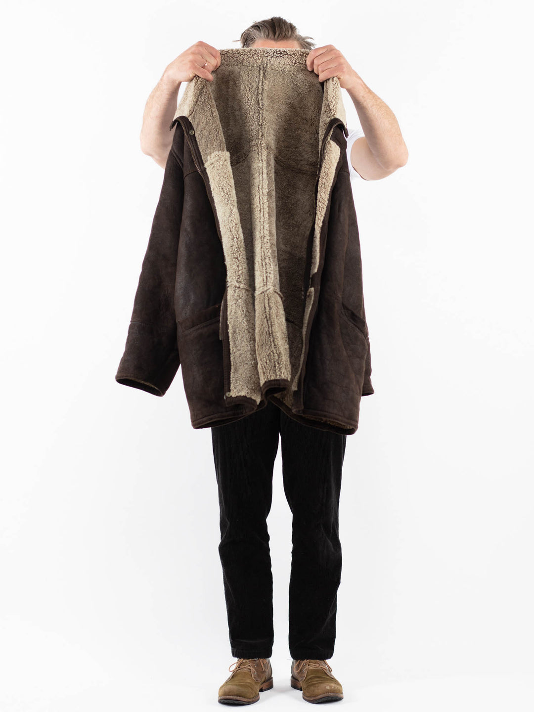 Vintage 90's Men Sheepskin Coat in BrownZ1826