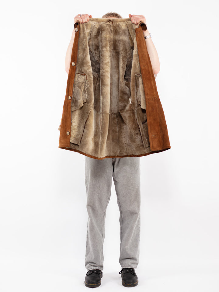 Vintage 90's Men Sheepskin Coat in Brown