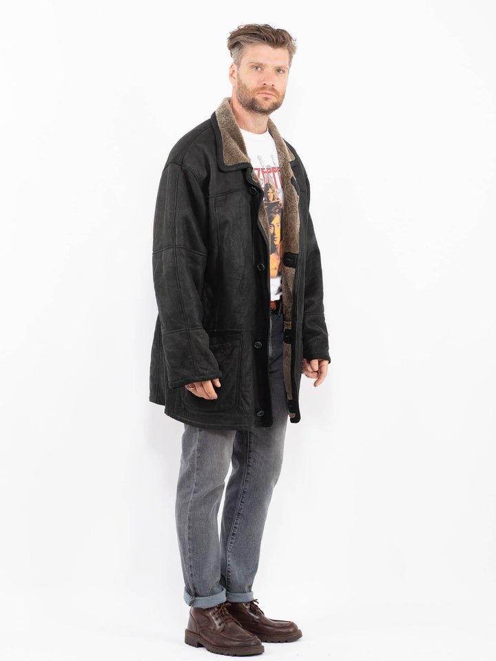 Vintage 90's Men Sheepskin Coat in BlackZ2278