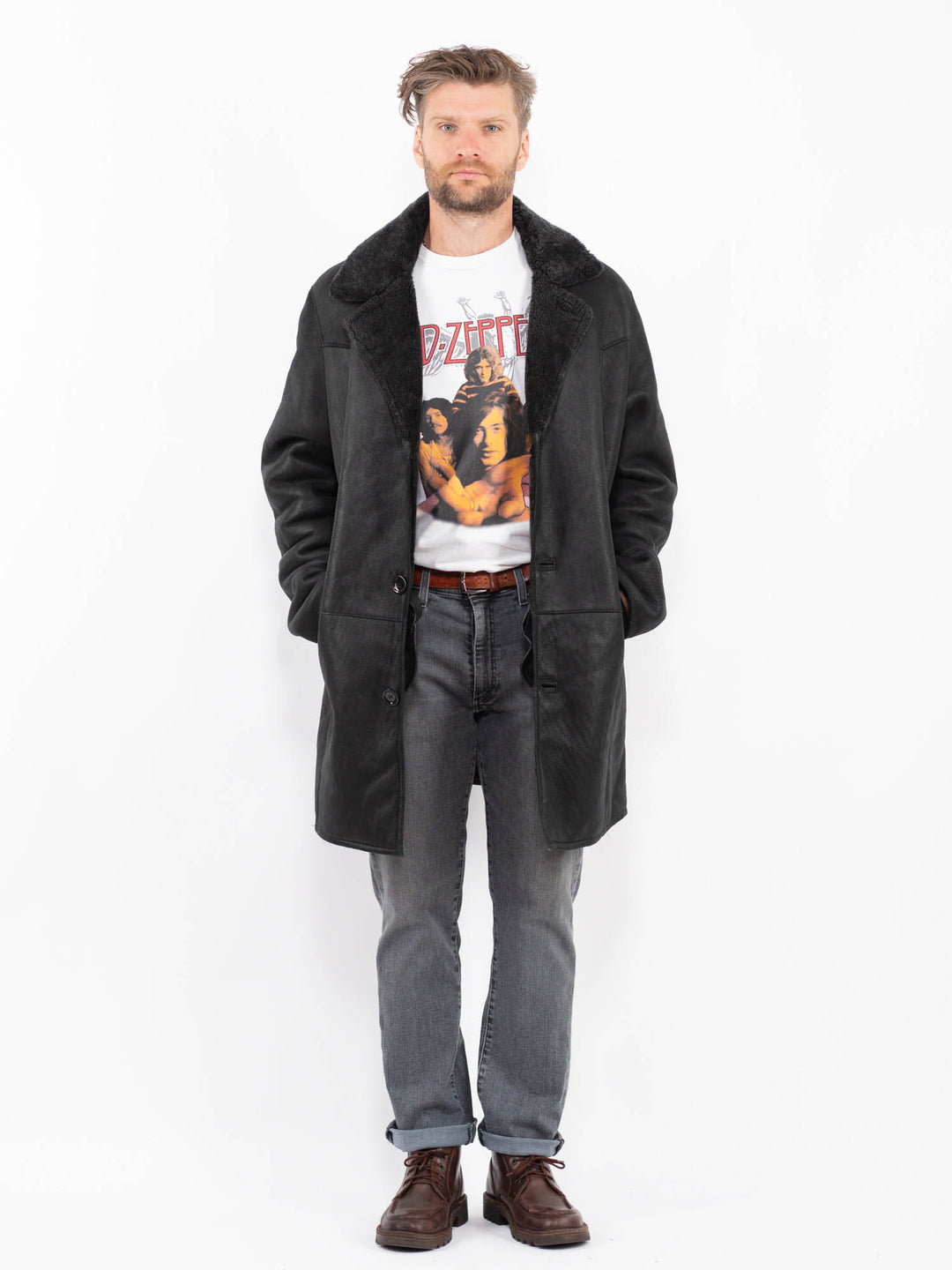Vintage 90's Men Sheepskin Coat in BlackZ2279