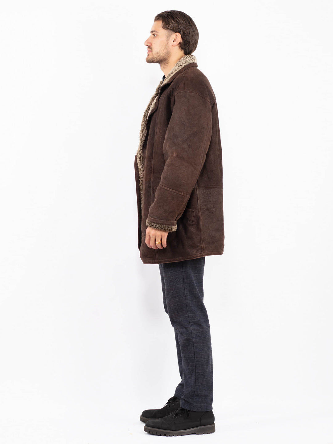 Vintage 90's Men Sheepskin Coat in BrownZ2370