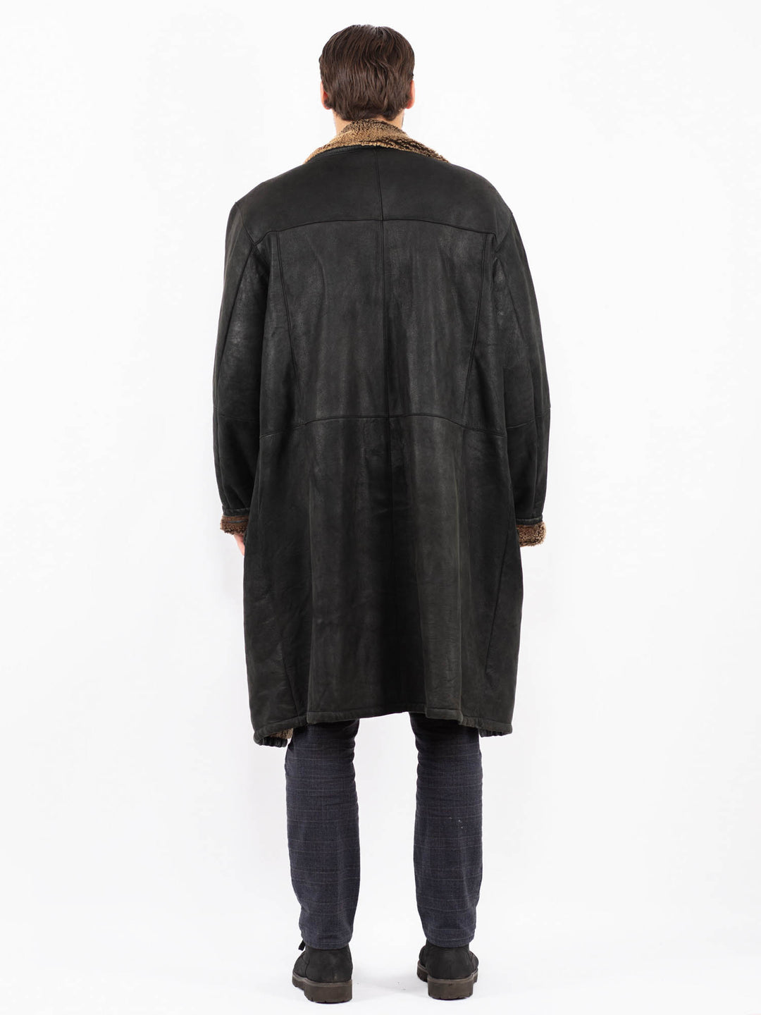 Vintage 90's Men Sheepskin Coat in BlackZ2376