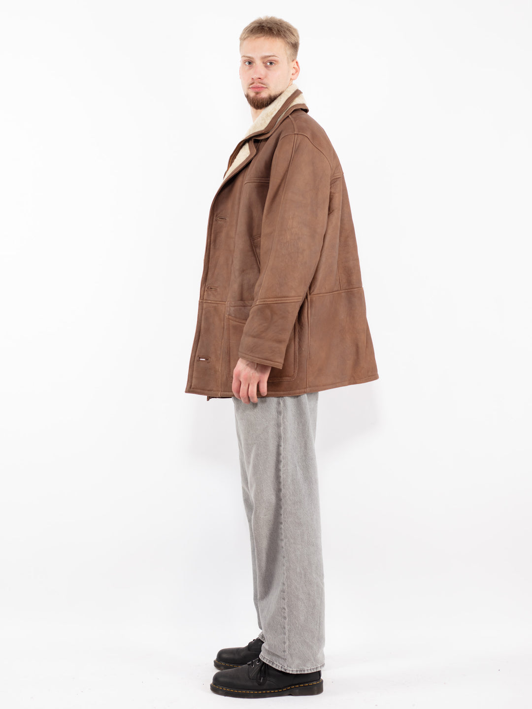 Vintage 90's Men Sheepskin Coat in Brown