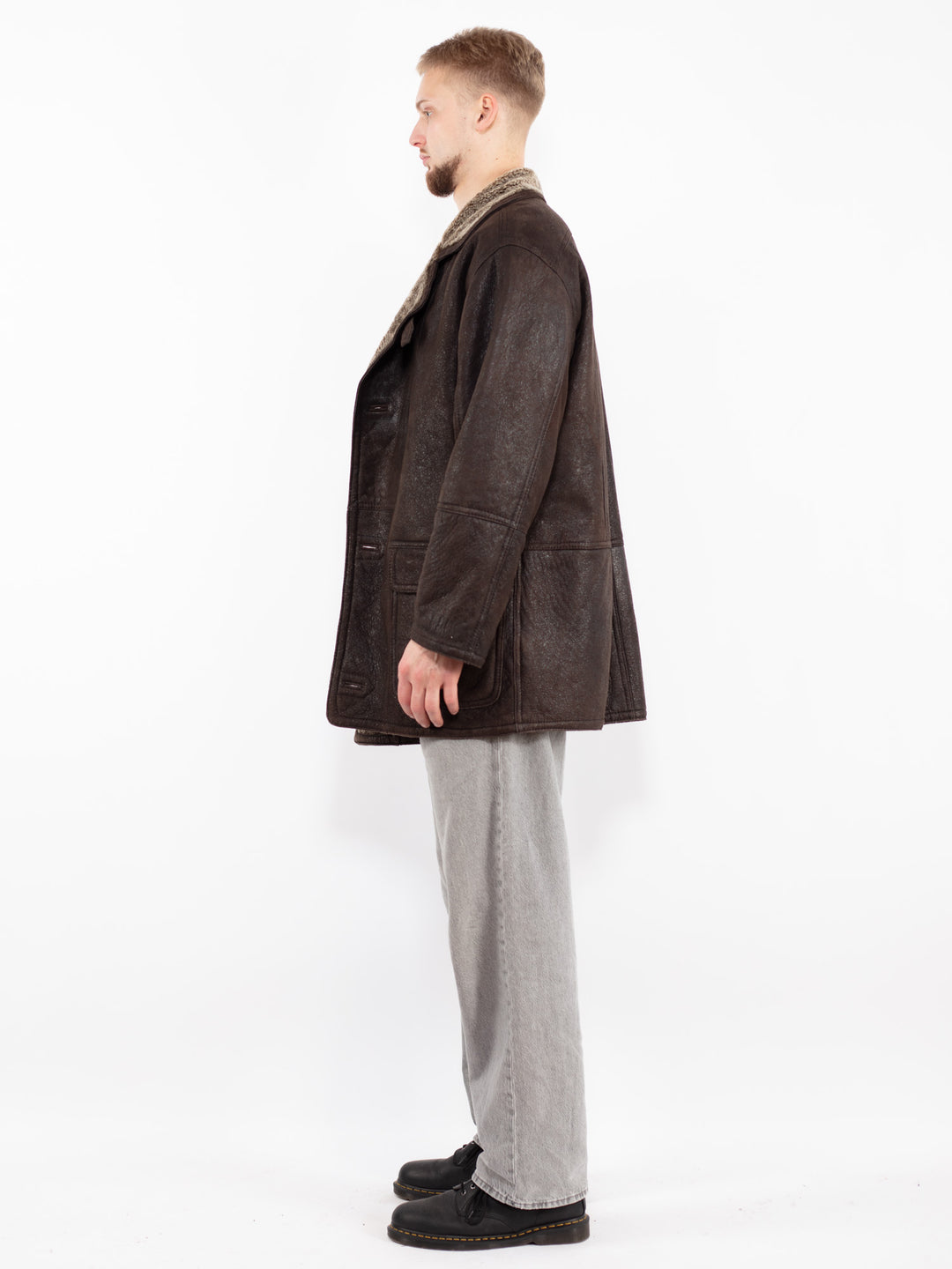 Vintage 90's Men Sheepskin Coat in Brown