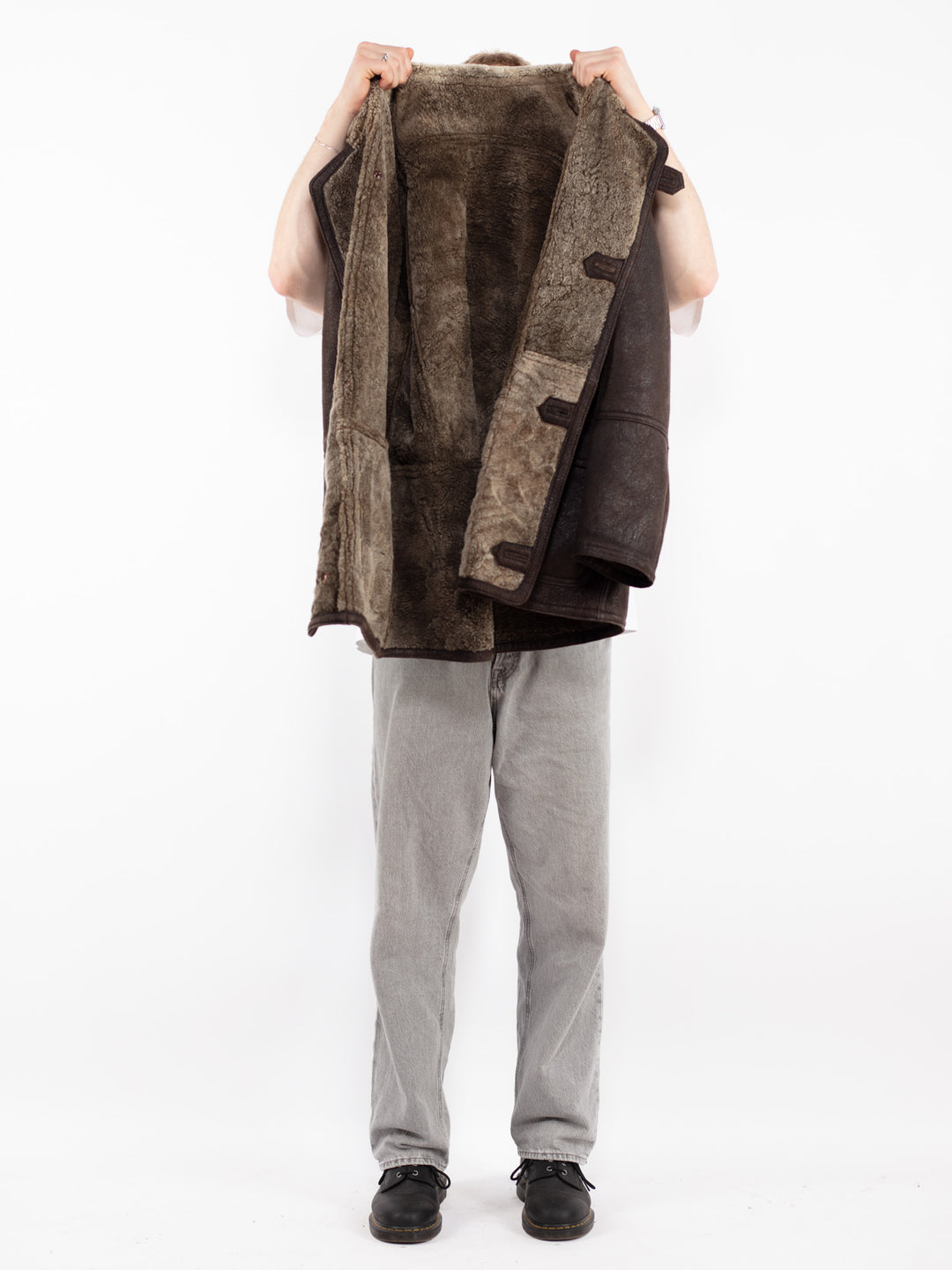 Vintage 90's Men Sheepskin Coat in Brown