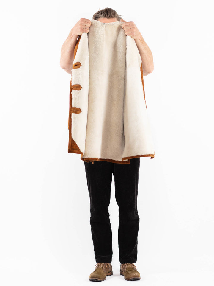 Vintage 90's Men Sheepskin Coat in BrownZ1860