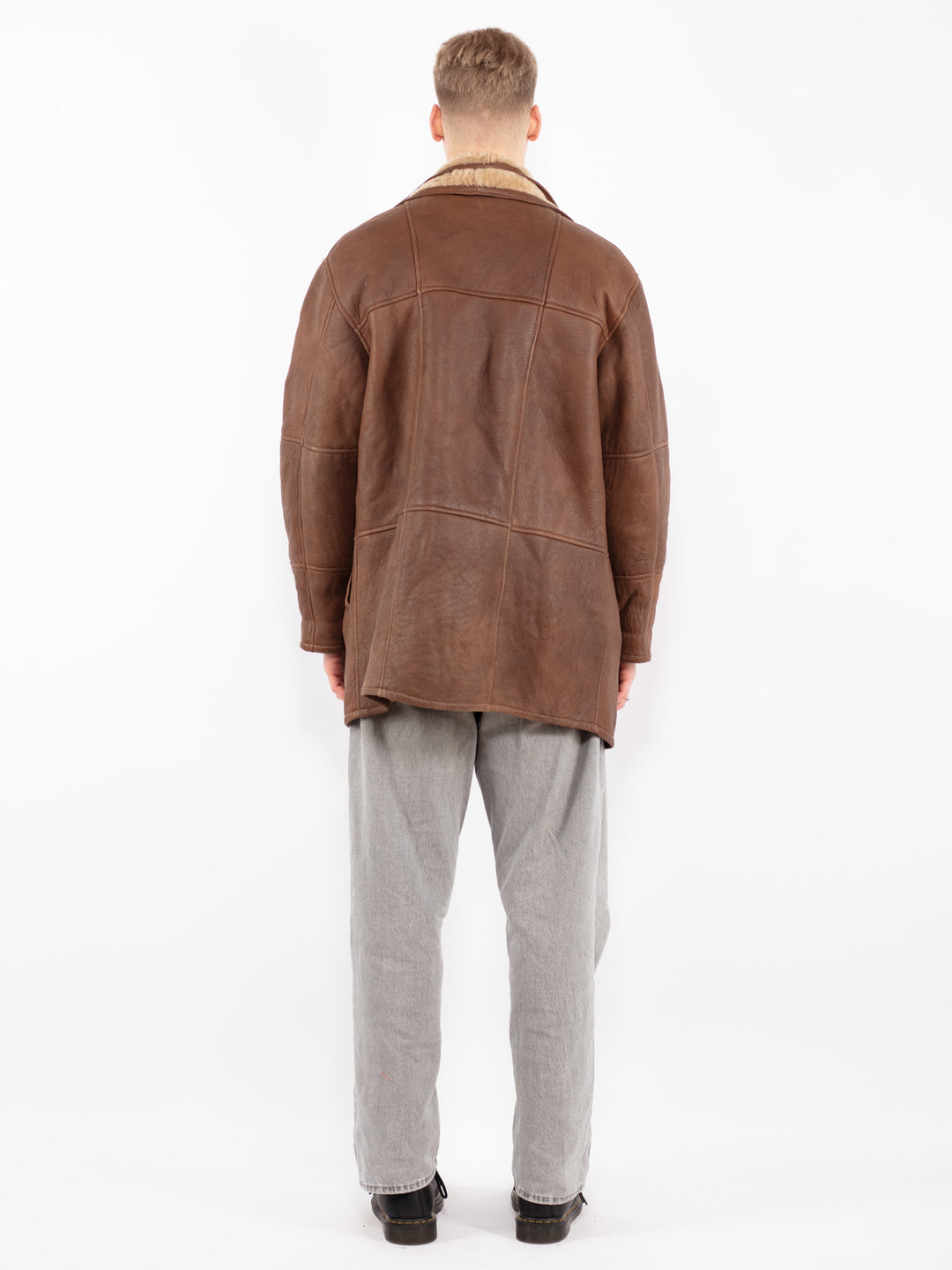 Vintage 90's Men Sheepskin Coat in Brown