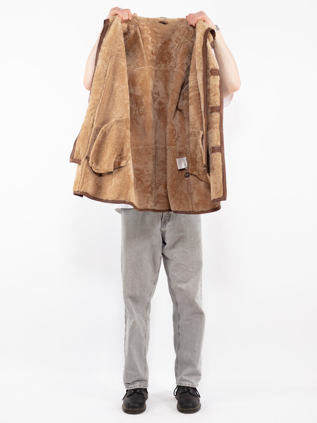 Vintage 90's Men Sheepskin Coat in Brown